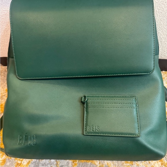 BÉIS Green Backpack - Picture 2 of 8